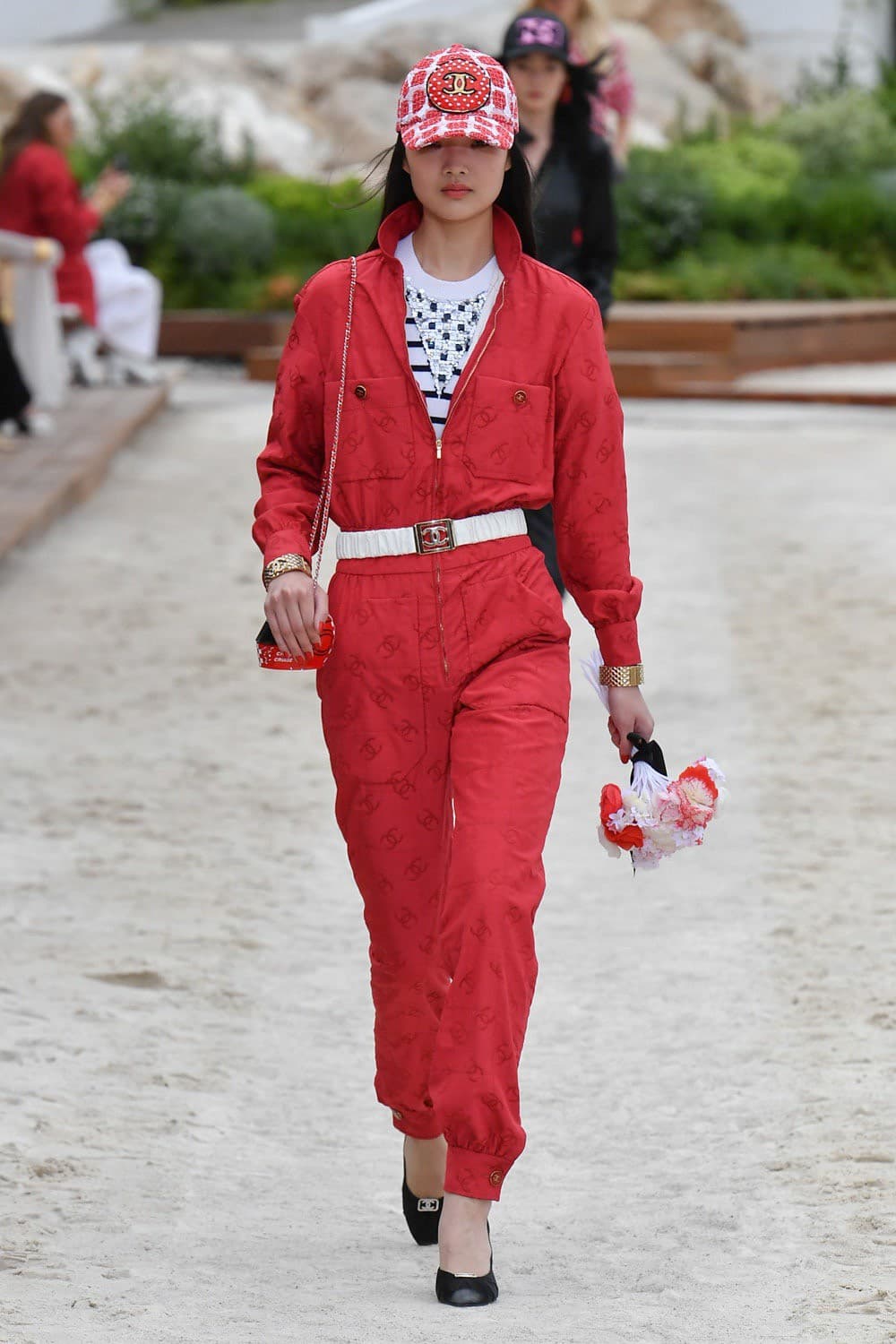 Chanel, Chanel Cruise, Chanel Cruise 2022, Chanel Cruise 22, Chanel Cruise 2022/23, Chanel Cruise กระเป๋า, Chanel กระเป๋า, Chanel เสื้อ, Chanel tweed, Chanel ราคา, ชาเนล, ชาแนล, Chanel กระเป๋า ราคา