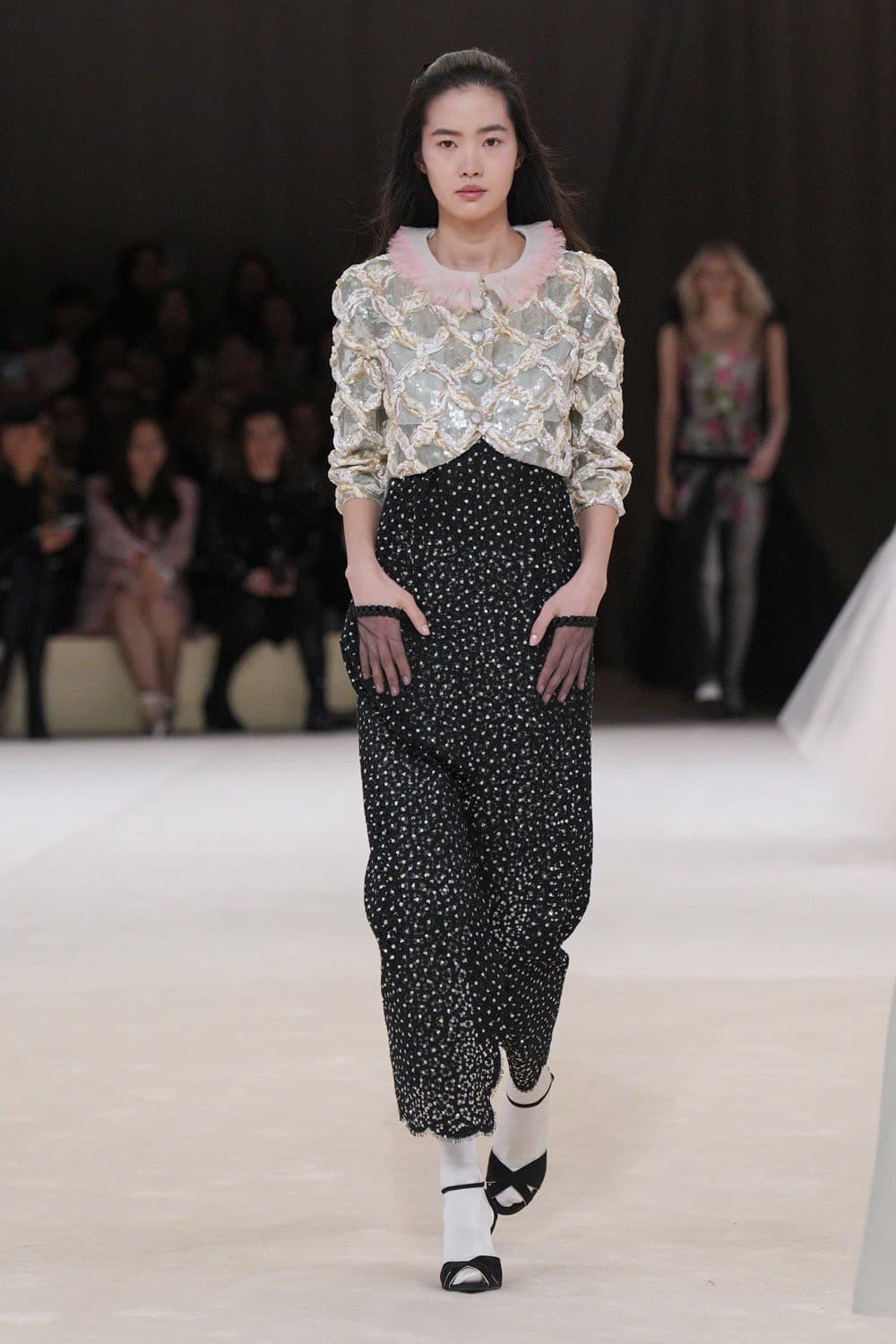 Chanel, Chanel Haute Couture, Chanel classic, Chanel กระเป๋า, Chanel ราคา, Chanel รองเท้า