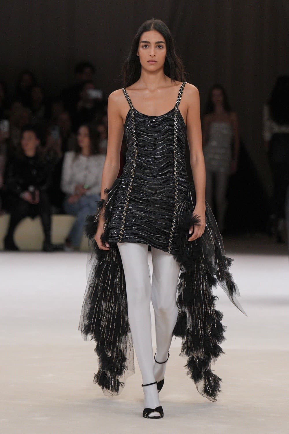 Chanel, Chanel Haute Couture, Chanel classic, Chanel กระเป๋า, Chanel ราคา, Chanel รองเท้า