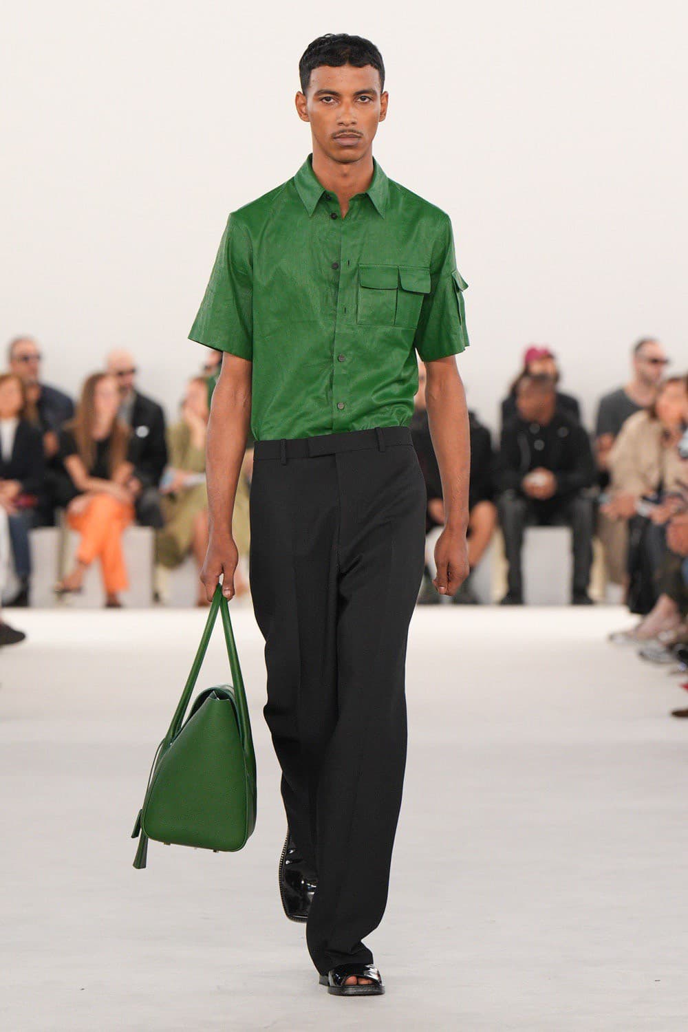 Ferragamo, Ferragamo SS24, Ferragamo Spring Summer, Ferragamo กระเป๋า, Ferragamo รองเท้า, Ferragamo ราคา