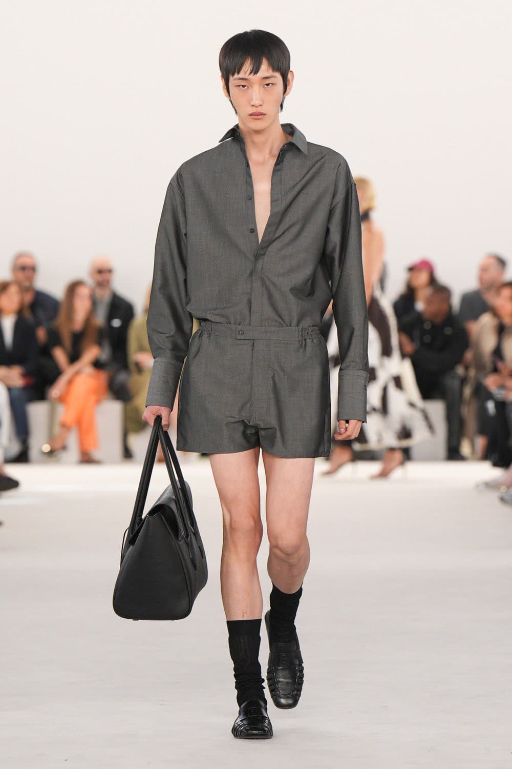 Ferragamo, Ferragamo SS24, Ferragamo Spring Summer, Ferragamo กระเป๋า, Ferragamo รองเท้า, Ferragamo ราคา