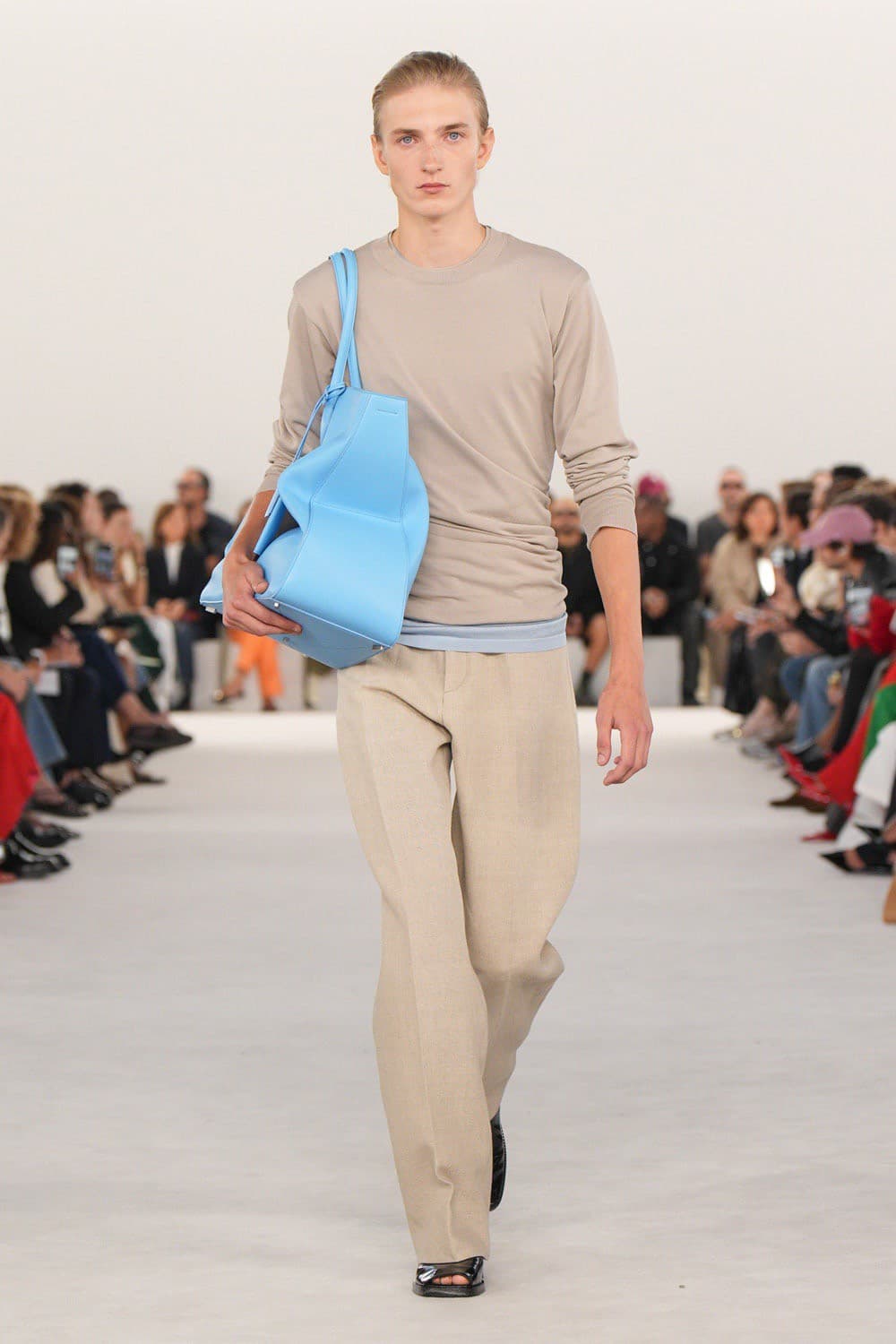 Ferragamo, Ferragamo SS24, Ferragamo Spring Summer, Ferragamo กระเป๋า, Ferragamo รองเท้า, Ferragamo ราคา