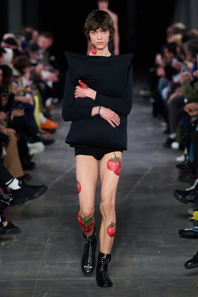 JW Anderson, JW Anderson Jonathan Anderson, JW Anderson ig, JW Anderson designer, Jonathan Anderson, Jonathan Anderson Loewe