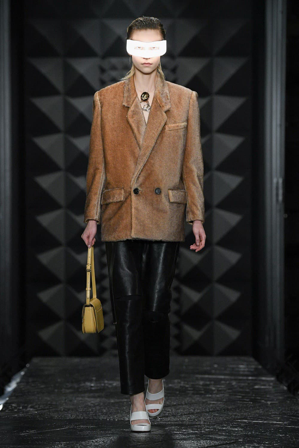 Louis Vuitton, Louis Vuitton FW23, Louis Vuitton Fall Winter, Louis Vuitton Bag, Louis Vuitton Runway, Louis Vuitton Show, LVFW23, #LVFW23