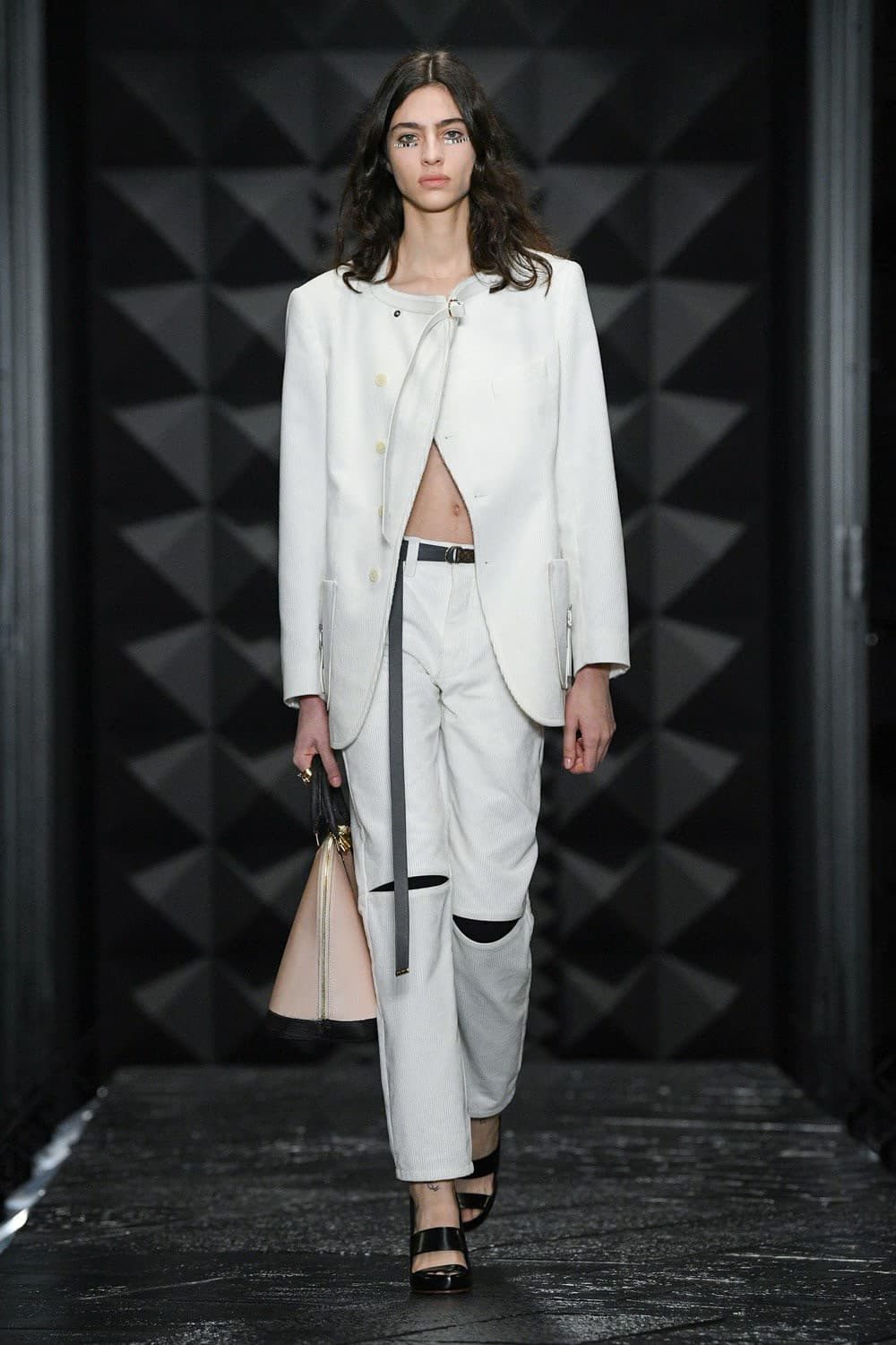 Louis Vuitton, Louis Vuitton FW23, Louis Vuitton Fall Winter, Louis Vuitton Bag, Louis Vuitton Runway, Louis Vuitton Show, LVFW23, #LVFW23