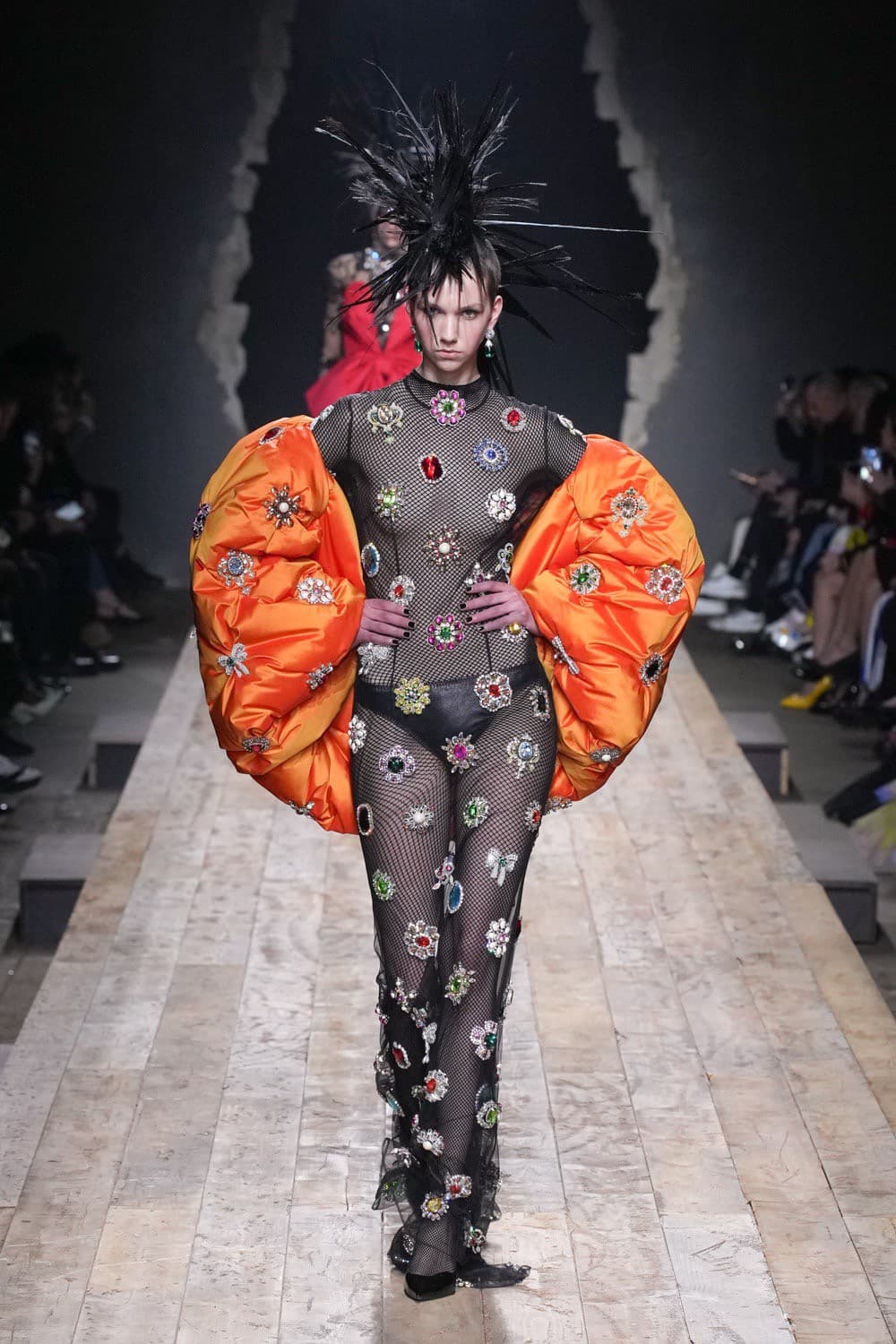 Moschino, Moschino FW23, Moschino Fall Winter, Moschino Jeremy Scott, Moschino กระเป๋า, Moschino เสื้อ, Moschino ราคา, Moschino ไทย