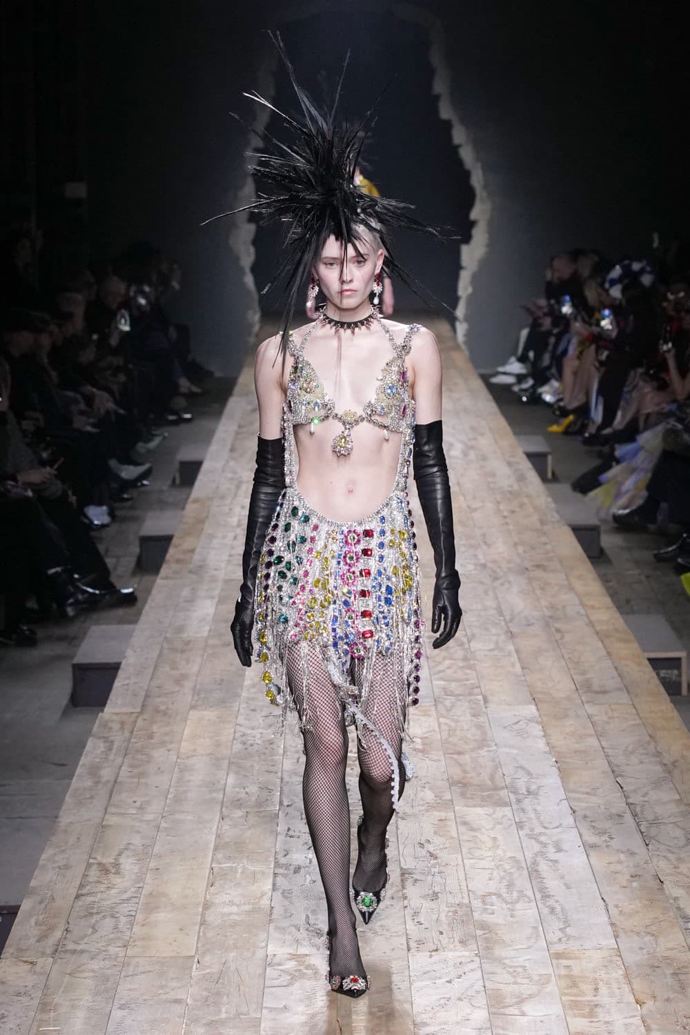 Moschino, Moschino FW23, Moschino Fall Winter, Moschino Jeremy Scott, Moschino กระเป๋า, Moschino เสื้อ, Moschino ราคา, Moschino ไทย