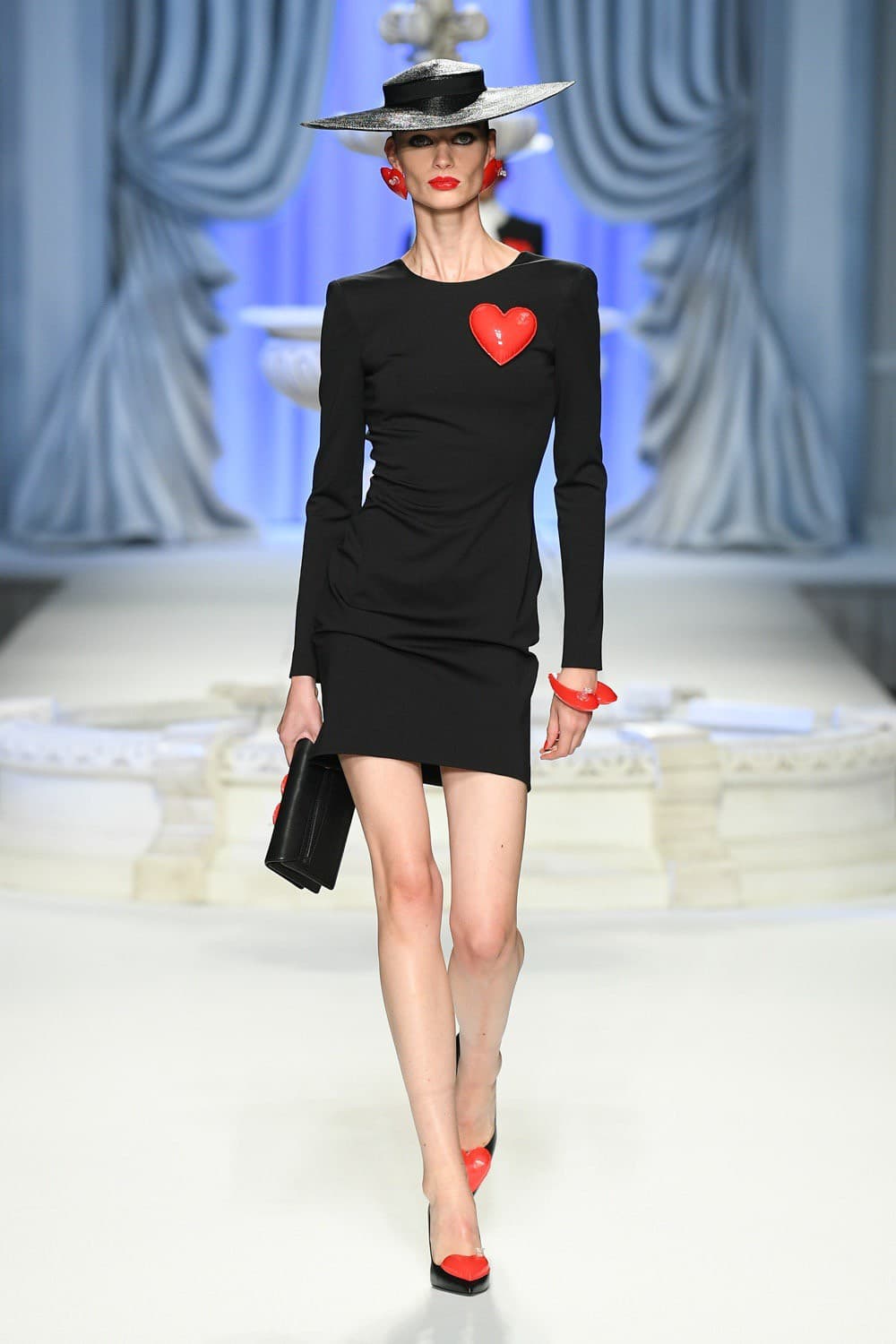 Moschino, Moschino SS23, Moschino Spring Summer, Moschino Jeremy Scott, Jeremy Scott