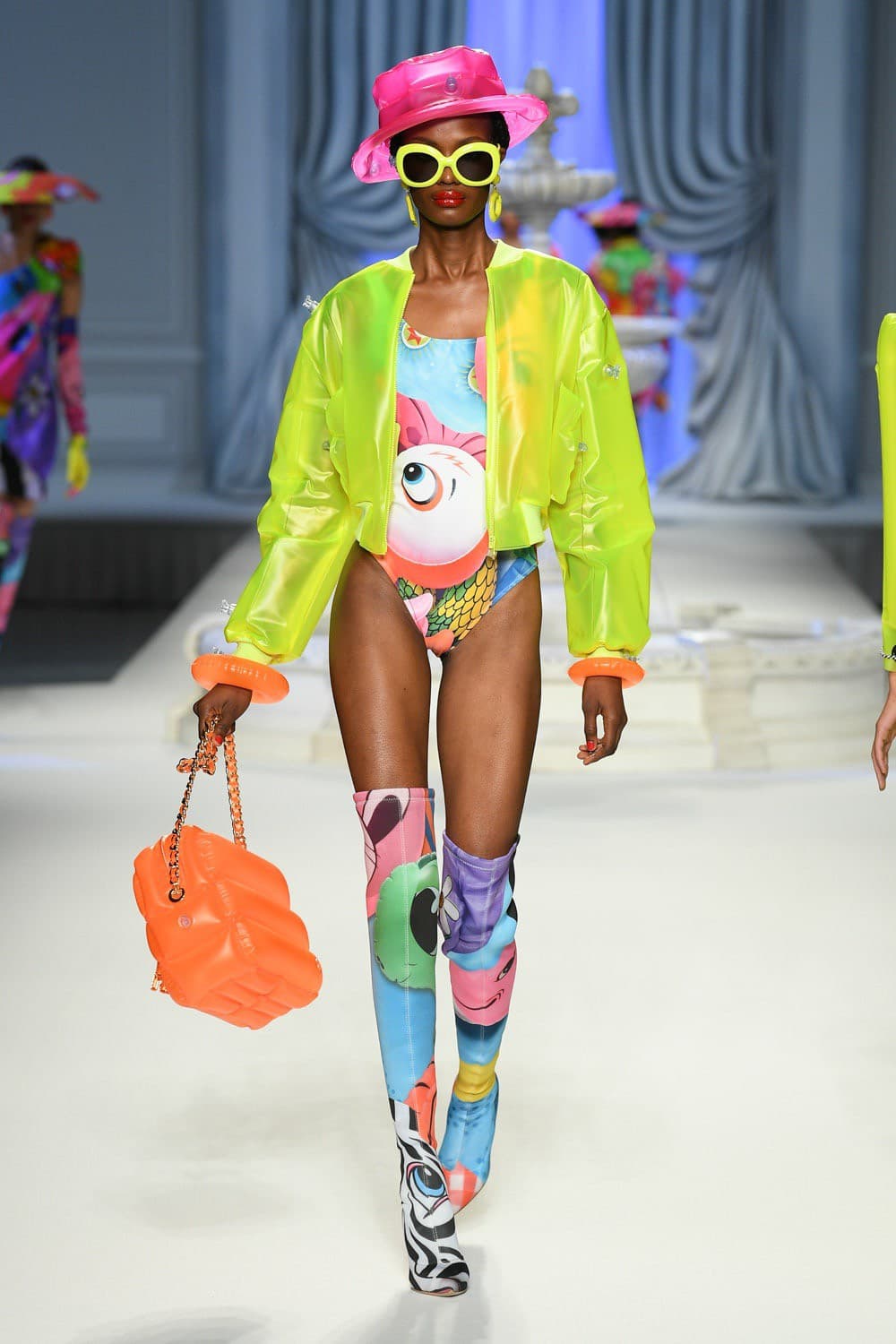 Moschino, Moschino SS23, Moschino Spring Summer, Moschino Jeremy Scott, Jeremy Scott