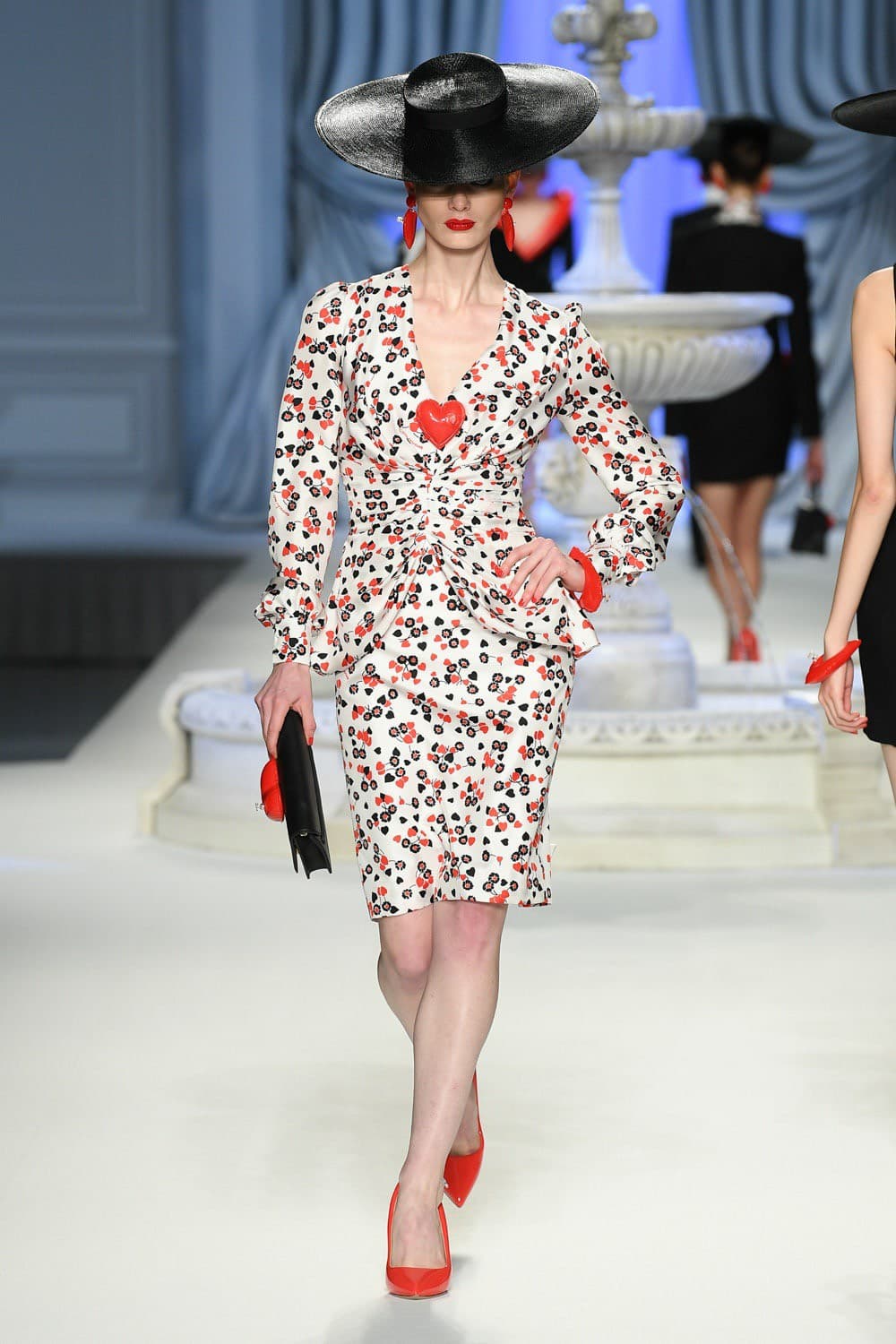 Moschino, Moschino SS23, Moschino Spring Summer, Moschino Jeremy Scott, Jeremy Scott