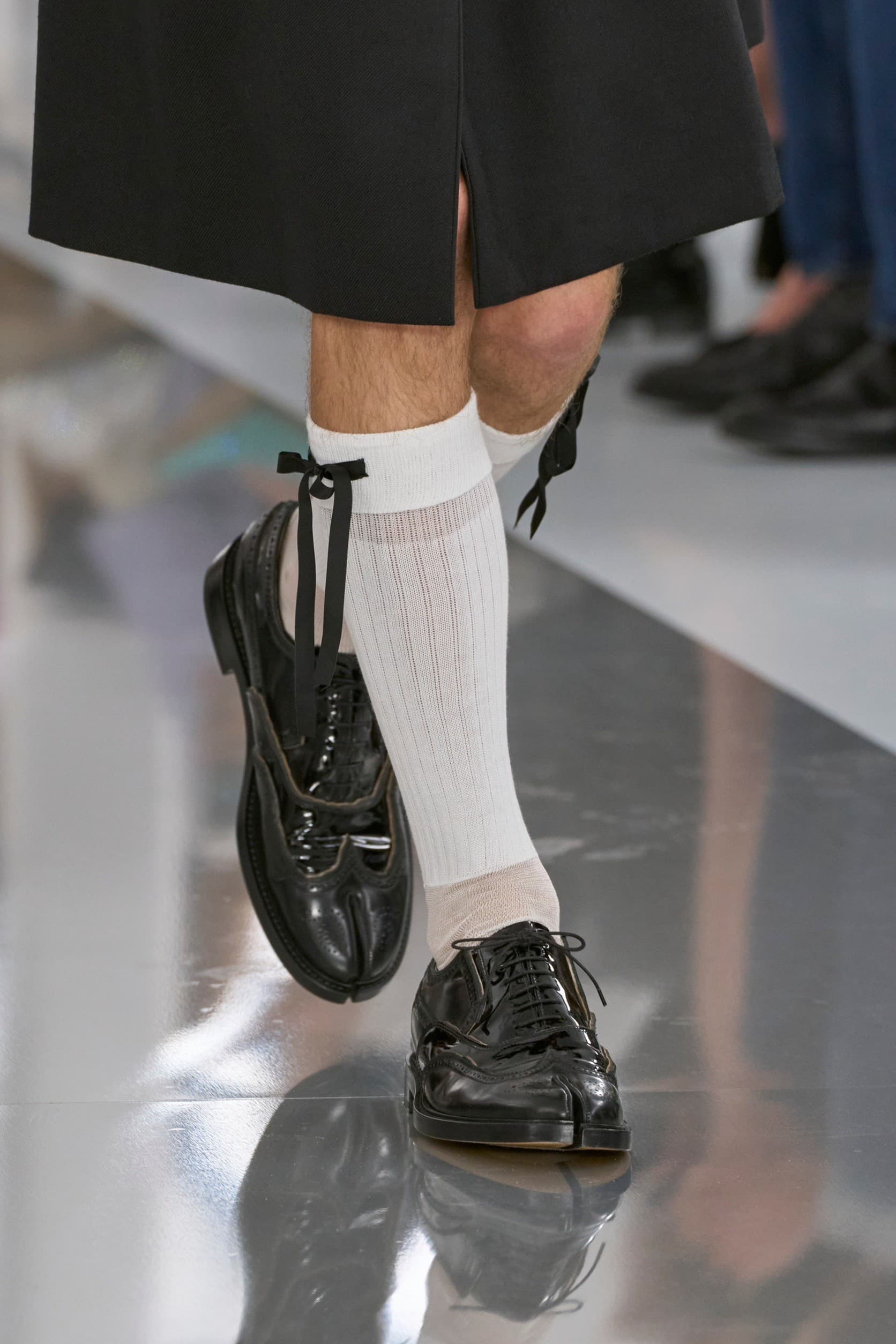 Maison Margiela Tabi, Maison Margiela, Tabi Shoes, Tabi Boots, Tabi ราคา, Tabi มือสอง