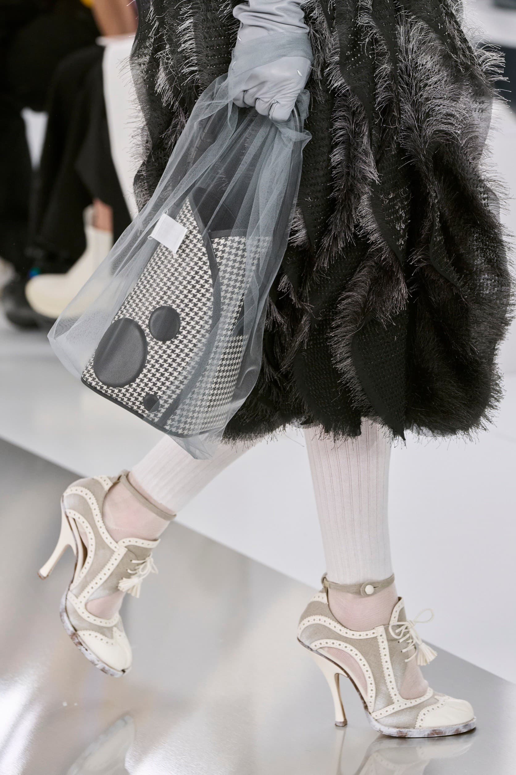 Maison Margiela Tabi, Maison Margiela, Tabi Shoes, Tabi Boots, Tabi ราคา, Tabi มือสอง