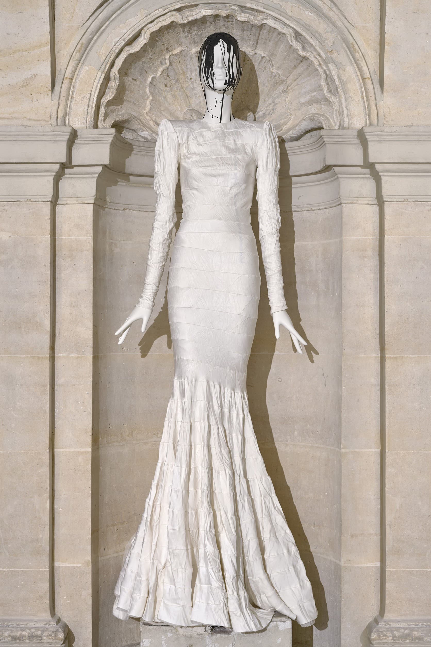 Olivier Theyskens, Olivier Theyskens PFW, Olivier Theyskens SS23, PFW, Paris Fashion Week