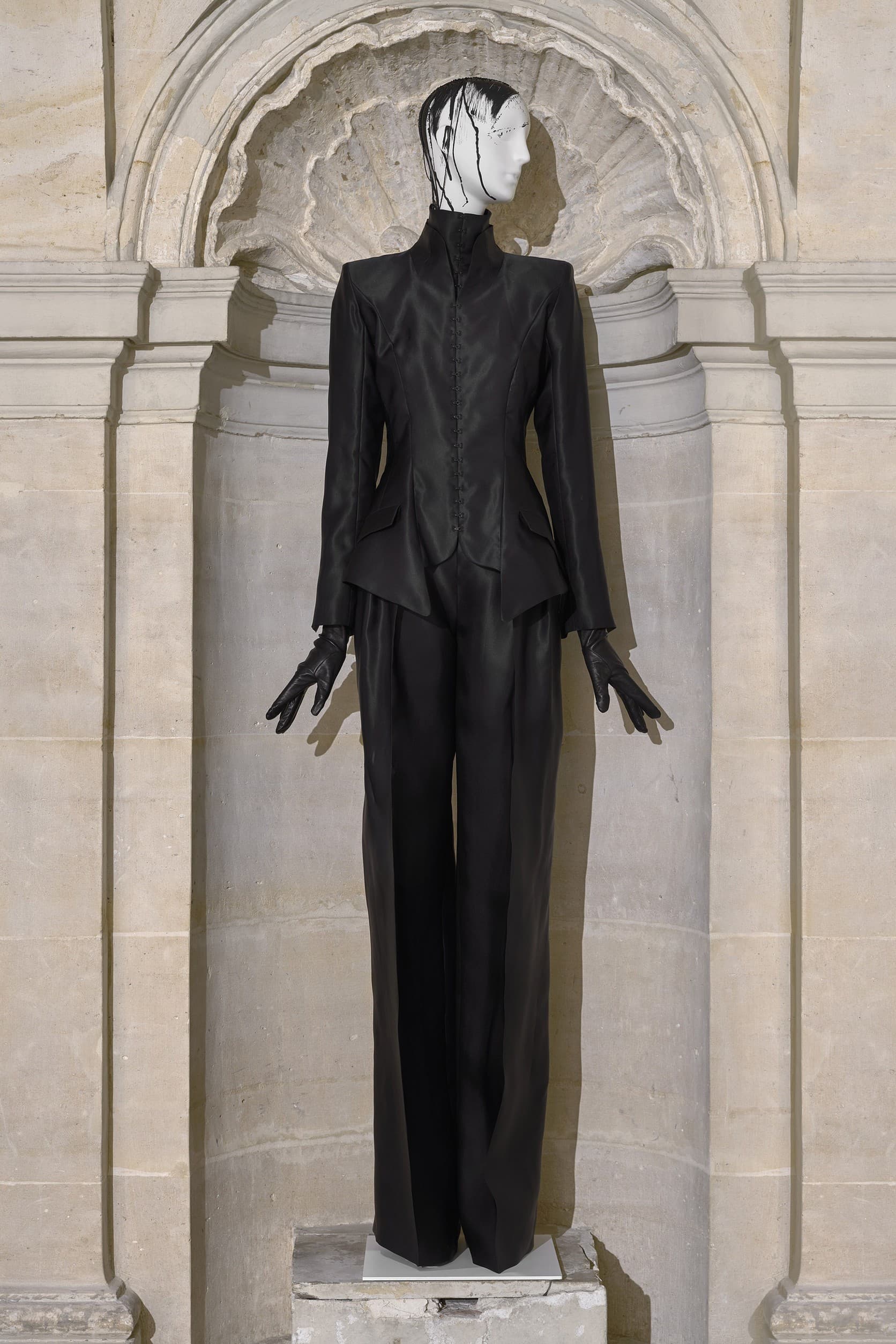 Olivier Theyskens, Olivier Theyskens PFW, Olivier Theyskens SS23, PFW, Paris Fashion Week