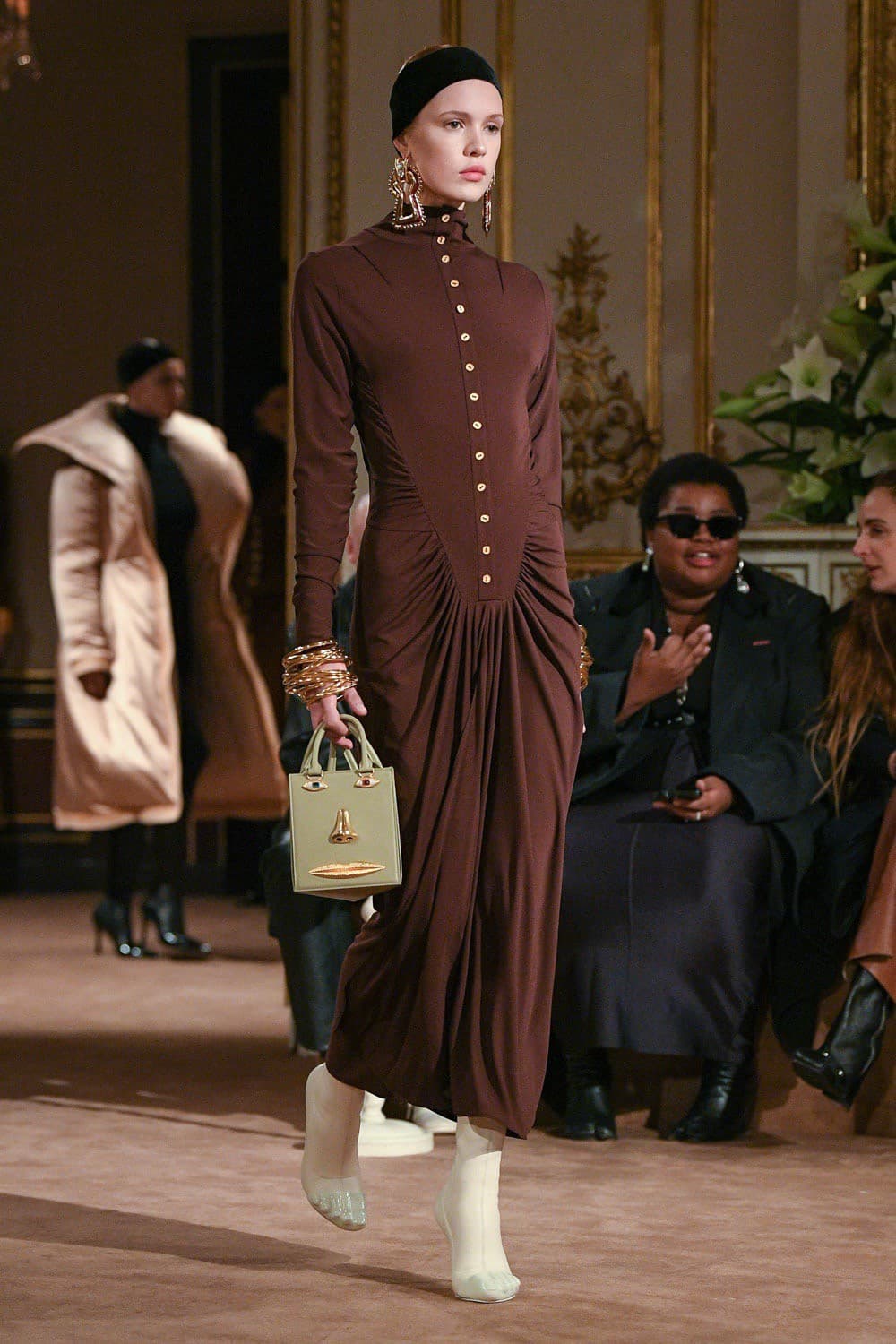 Elsa Schiaparelli, Schiaparelli, Schiaparelli runway, Schiaparelli fw23, Schiaparelli fall winter 2023, Schiaparelli fall winter, Schiaparelli haute couture, Schiaparelli couture