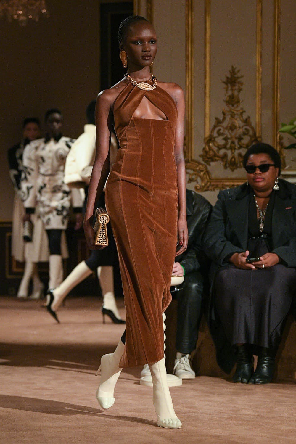 Elsa Schiaparelli, Schiaparelli, Schiaparelli runway, Schiaparelli fw23, Schiaparelli fall winter 2023, Schiaparelli fall winter, Schiaparelli haute couture, Schiaparelli couture