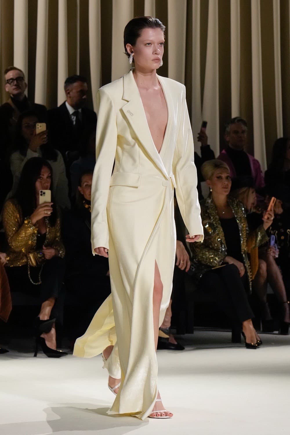 Schiaparelli, Schiaparelli FW24, Schiaparelli Ready to wear, Schiaparelli Fall Winter 2024, Schiaparelli Fall Winter, Schiaparelli Daniel Roseberry, Daniel Roseberry