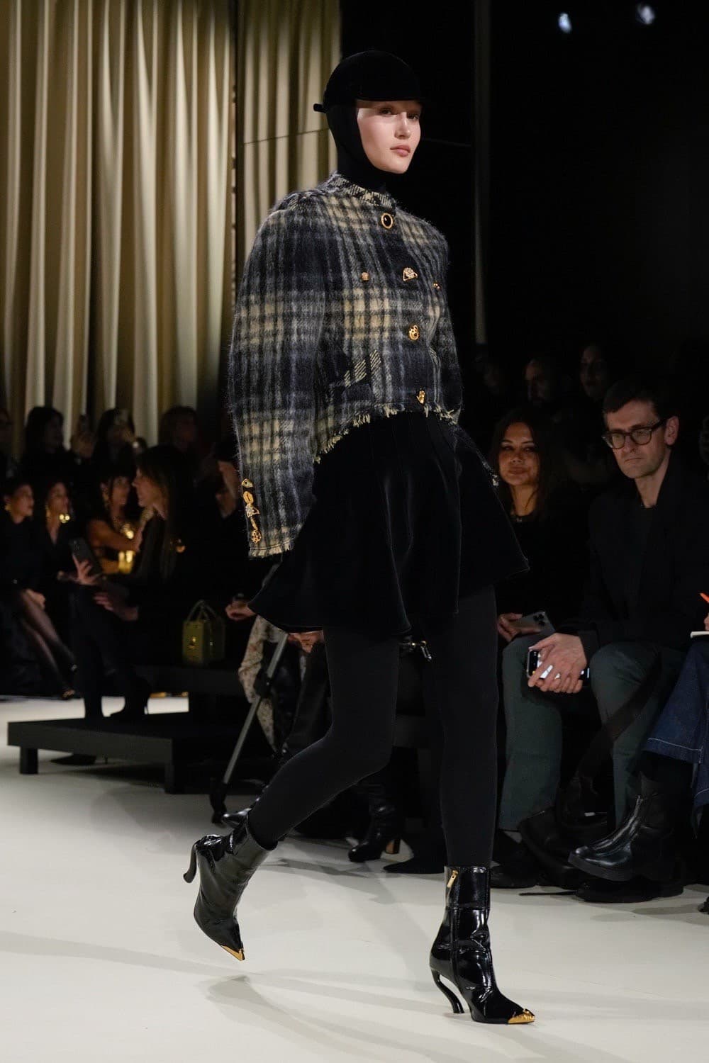 Schiaparelli, Schiaparelli FW24, Schiaparelli Ready to wear, Schiaparelli Fall Winter 2024, Schiaparelli Fall Winter, Schiaparelli Daniel Roseberry, Daniel Roseberry