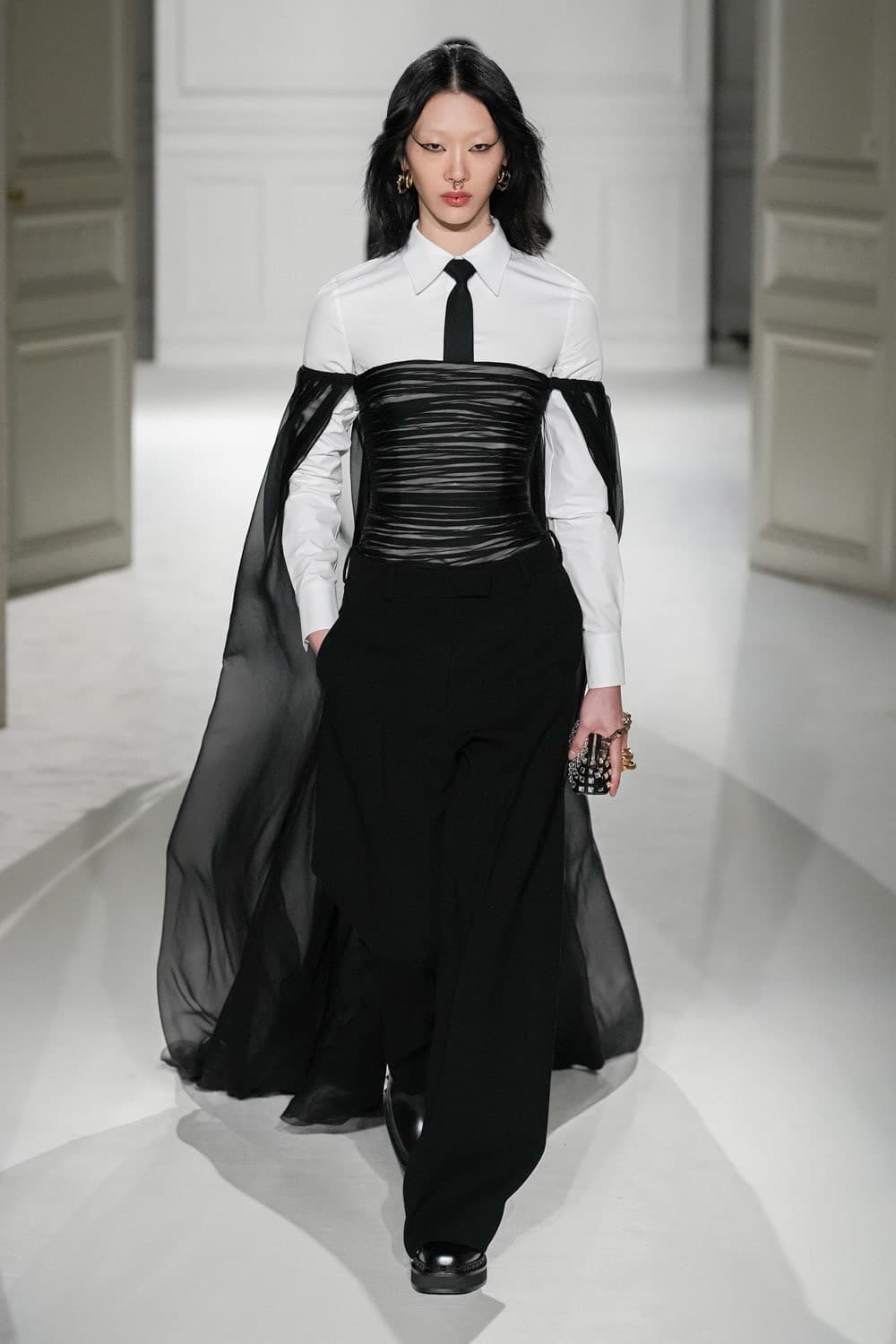 Valentino, Valentino Black Tie, Valentino Fall Winter, Valentino Fall Winter 2023, Valentino FW23, Pierpaolo Piccioli, Valentino Pierpaolo Piccioli