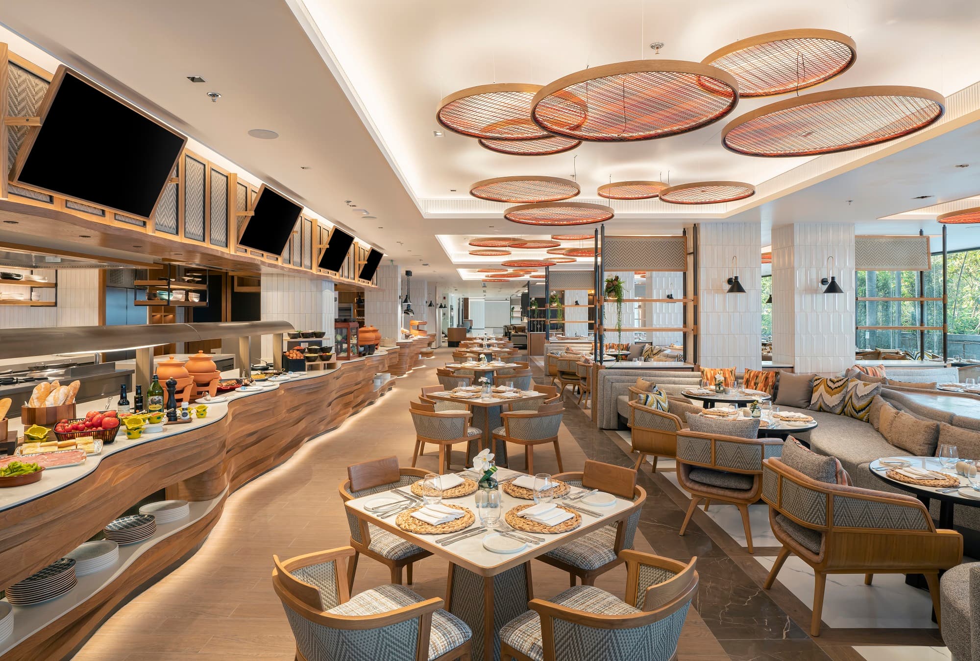 bar-roof-top-chiangmai-melia-mai-skybar