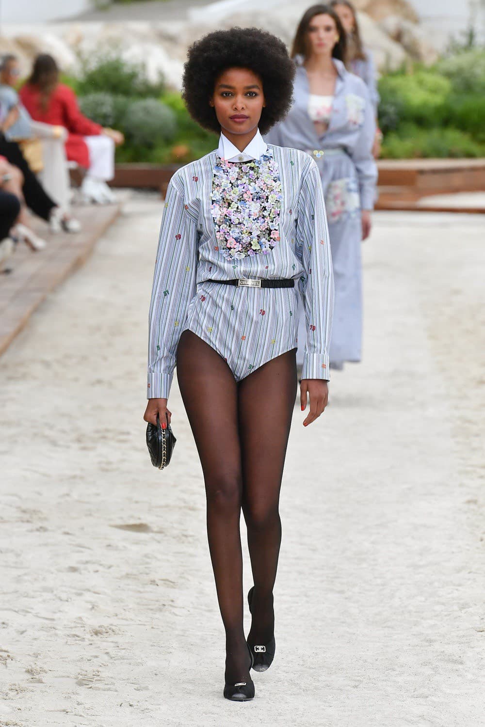 Chanel, Chanel Cruise, Chanel Cruise 2022, Chanel Cruise 22, Chanel Cruise 2022/23, Chanel Cruise กระเป๋า, Chanel กระเป๋า, Chanel เสื้อ, Chanel tweed, Chanel ราคา, ชาเนล, ชาแนล, Chanel กระเป๋า ราคา