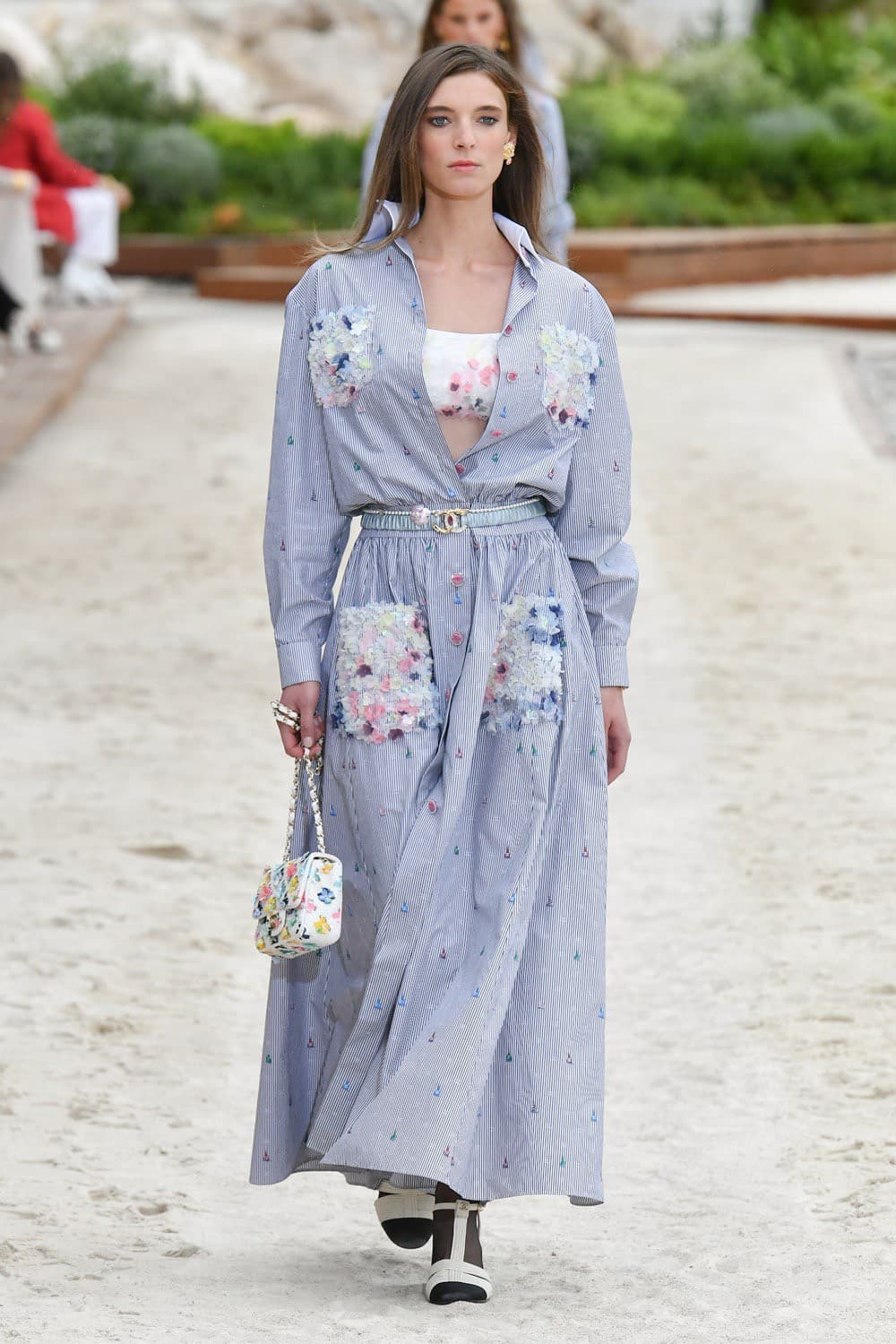 Chanel, Chanel Cruise, Chanel Cruise 2022, Chanel Cruise 22, Chanel Cruise 2022/23, Chanel Cruise กระเป๋า, Chanel กระเป๋า, Chanel เสื้อ, Chanel tweed, Chanel ราคา, ชาเนล, ชาแนล, Chanel กระเป๋า ราคา