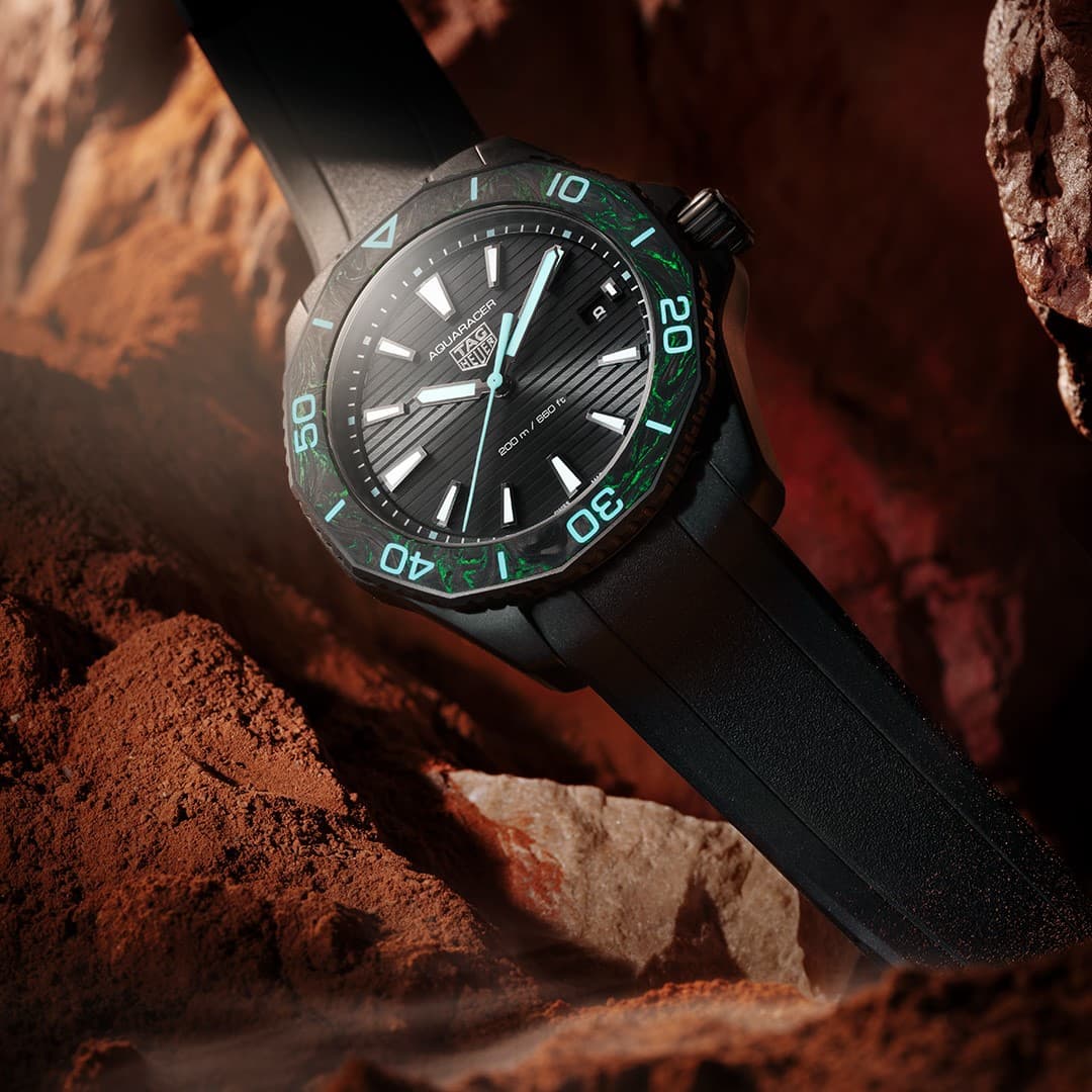 tag-heuer-Aquaracer-Professional-200-Solargraph